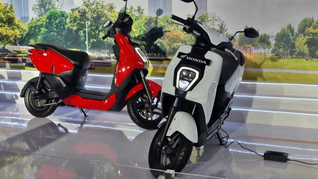 FOTO: Motor Listrik Honda ICON e:, Tampilan Lebih Kekar dari EM1 e: