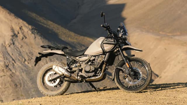 Royal Enfield Himalayan 452 Terbaru Meluncur, Mesin Lebih Besar!