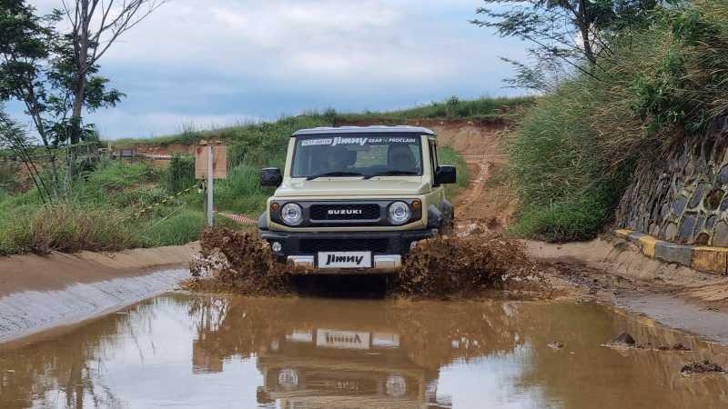 Suzuki Jimny Akan Tersedia Versi Pikap, Hybrid dan Listrik