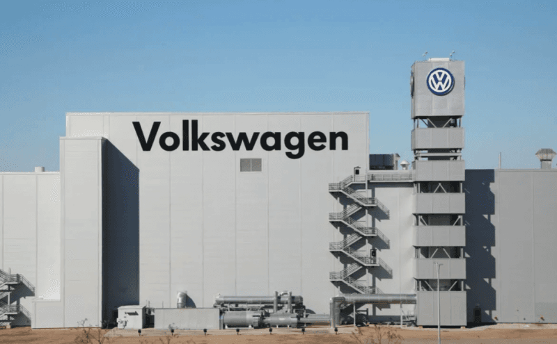 Belasan Ribu Karyawan Volkswagen Terancam PHK