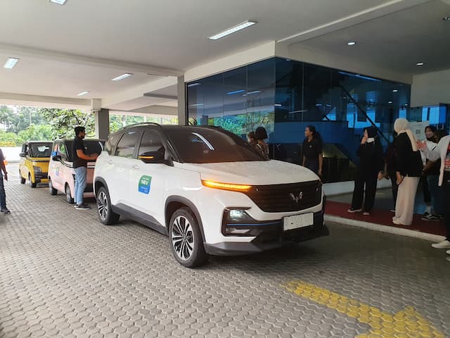 Apa Kata Komunitas Setelah Mencoba Wuling Almaz Hybrid di NEVX 2023?