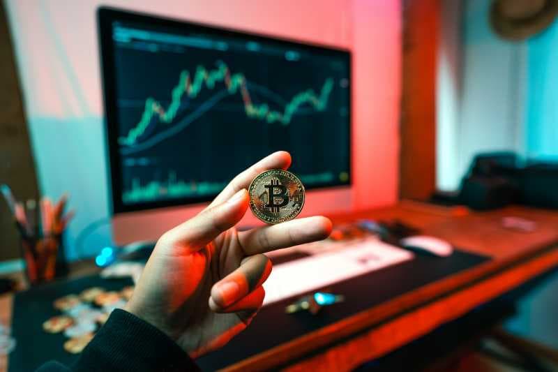 Periskop 2023: Naik-Turun Harga Bitcoin, Bakal Seanjlok Apa?