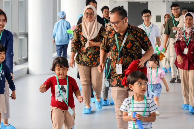 Serunya Family Day di OPPO, Ajak Keluarga Karyawan Keliling Pabrik