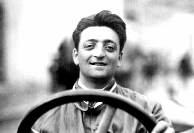  Hugh Jackman Perankan Enzo Ferrari di Film Biopic?