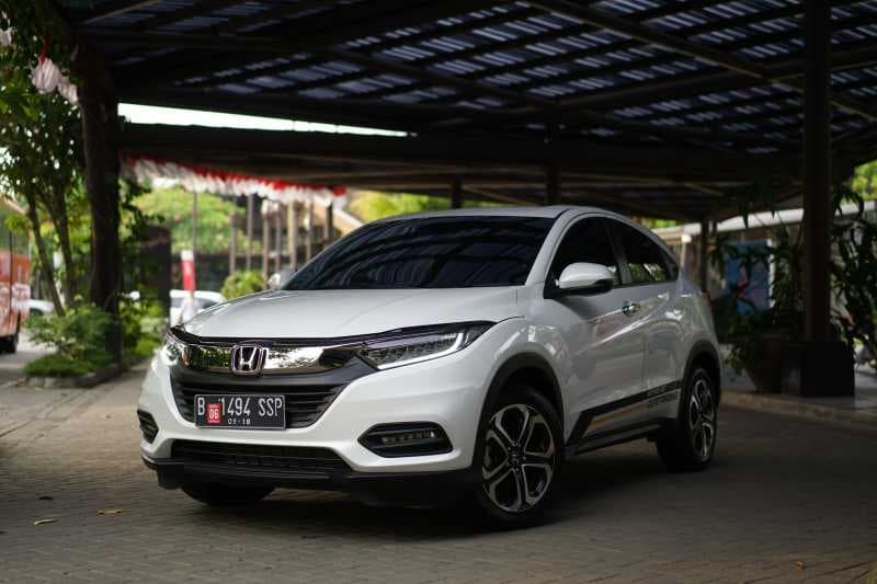 Perbandingan MG ZS vs Honda HR-V, Desain, Dimensi dan Mesin