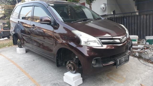 Bisa Seharga Puluhan Juta, Viral Pelek Mobil Dicuri Saat Parkir