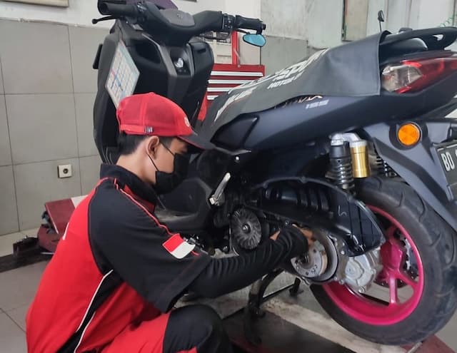 Yuk Rawat CVT Motor Matik Kalian, Biar Gak Berebet