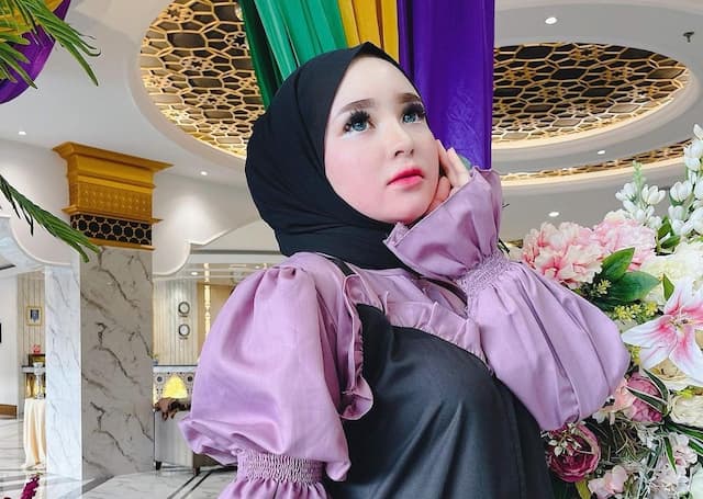 Langgar Aturan, Herlin Kenza Si Barbie Aceh Kena Bully Netizen  