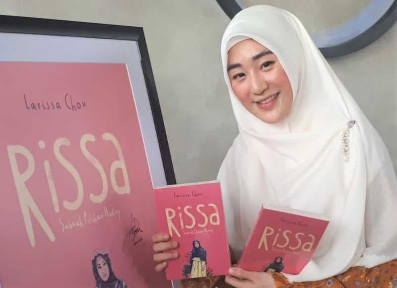  Larissa Chou Ungkap Alasan Jadi Mualaf Lewat Buku \'Rissa\'