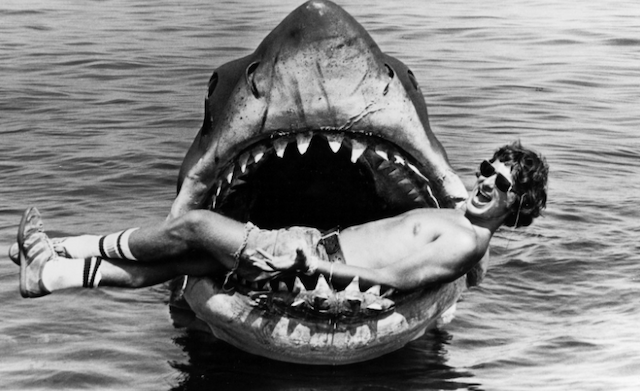 <i>Throwback Movie</i>: 8 Fakta tentang 'Jaws', Film Hiu Klasik yang Memulai Teror di Laut