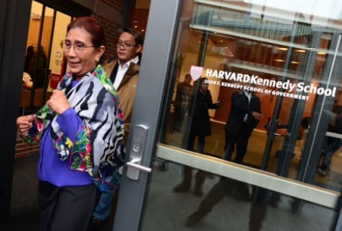 Pesan Susi Pudjiastuti Saat Beri Kuliah di Harvard