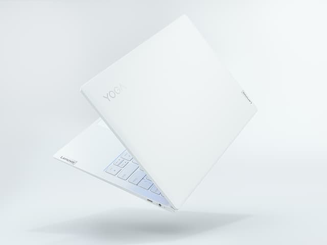 Laptop Lenovo Yoga Slim 7i Carbon Rilis di Indonesia, Harga Rp15,99 Juta