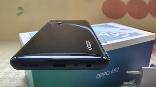 5 Hal yang Bikin Kepincut Oppo A92