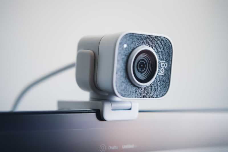 Rekomendasi Webcam Murah Bagus dan Tips Memilihnya