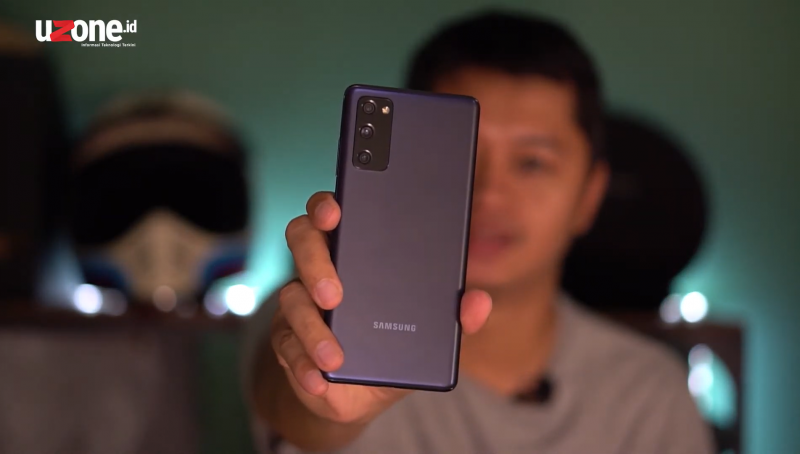 Samsung Ikut Kembangkan Ponsel dengan Kamera di Bawah Layar
