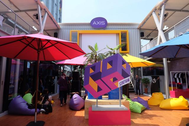 Butuh Workspcace Gratis? Milenial Bisa Kunjungi Pop-Up Station yang Seru Ini