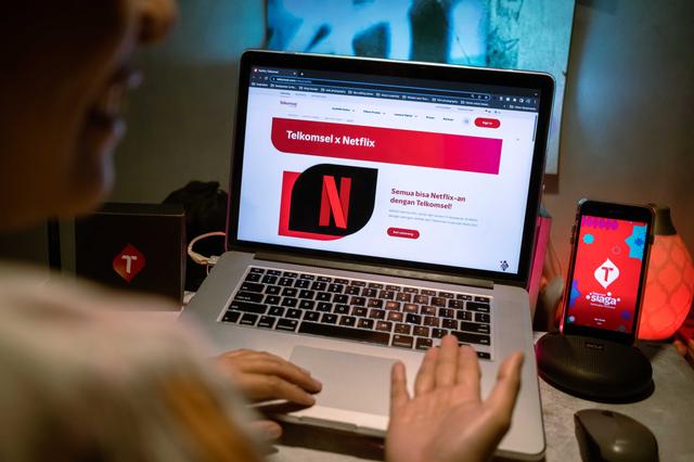 Langganan Netflix Bisa Pakai Pulsa Telkomsel, Nonton Gak Cuma dari Ponsel!