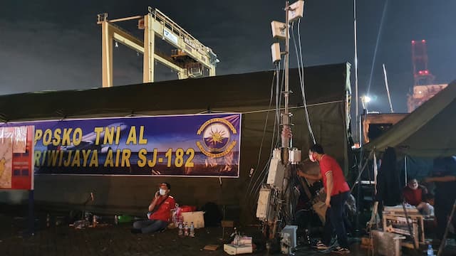 Telkomsel Pastikan Komunikasi Lancar Selama Evakuasi Sriwijaya Air SJ-182