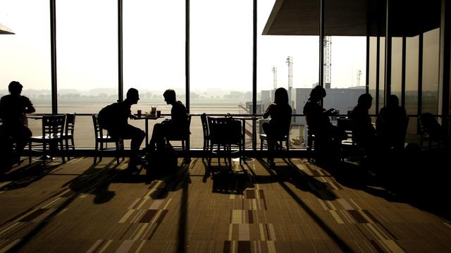 Mengapa Lantai Bandara Berkarpet?