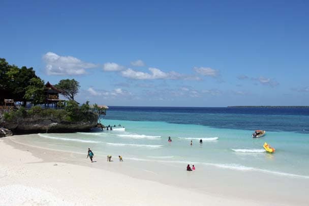 Pantai Tanjung Bira, Destinasi Wajib Buat yang Jenuh dengan Keramaian