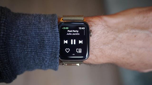 Apple Watch Sekarang Bisa Streaming Spotify Tanpa iPhone