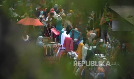 Begini Cara Copet Beraksi di Tanah Abang