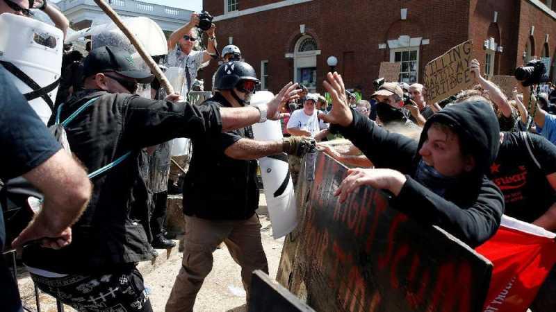 Donald Trump Kecam Insiden Rasisme di Charlottesville