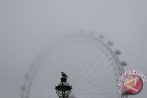 Turis Tertahan di Wahana Setinggi 135 meter Saat Serangan London