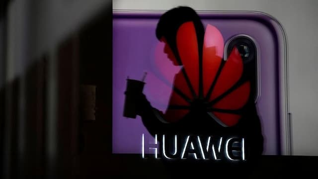 Asosiasi Wifi dan Kartu Memori Depak Huawei