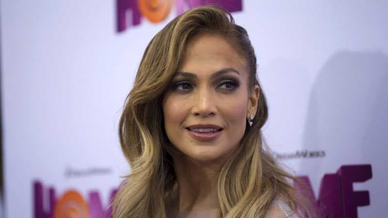 Jennifer Lopez Pamer Bakat Menyanyi Putri Bungsu