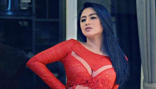 Dewi Perssik Adu Mulut dengan Nassar 