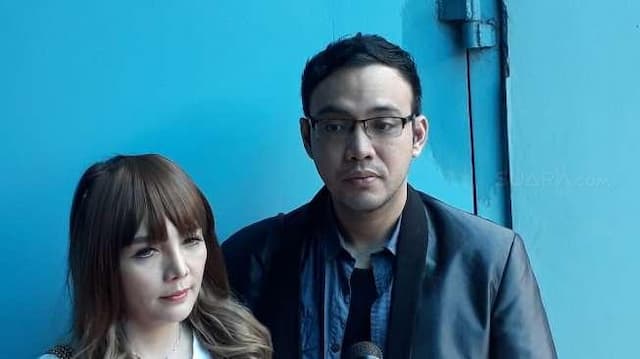 Rumah Tessa Kaunang Digerebek, Sandy Siap Ambil Hak Asuh Anak