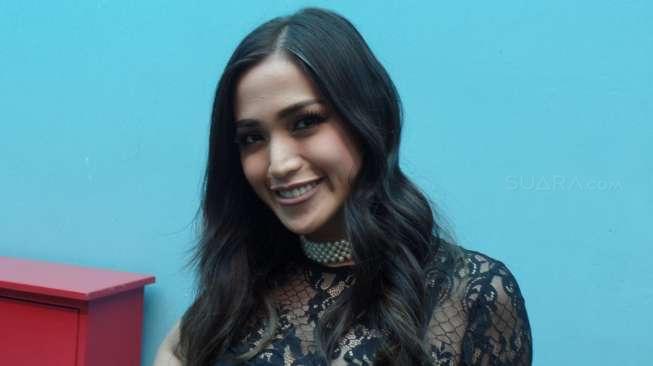 Gantengnya Ludwig, Eks Pasangan Jessica Iskandar