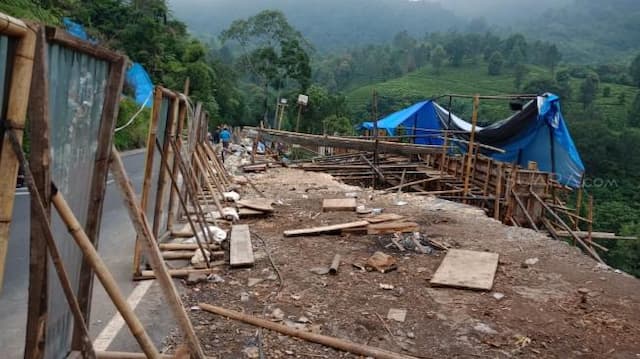 Alami Retak, Kemenhub Usul Jalur Puncak Ditutup Sementara