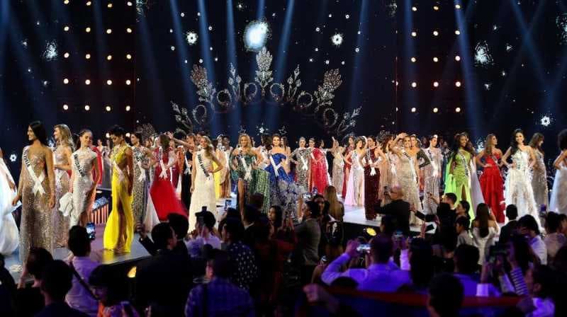 Selipan Drama di Balik Miss Universe 2018