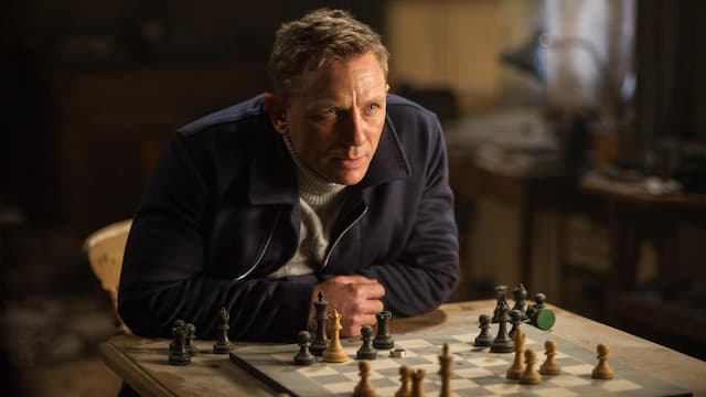 Danny Boyle Pastikan Sutradarai Bond 25