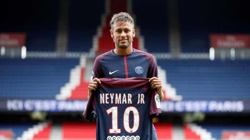 Neymar Harus Bayar Kompensasi Rp1,6 Triliun ke Barcelona