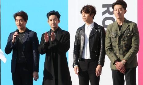 CNBLUE Buka Konser di Jakarta dengan Meriah