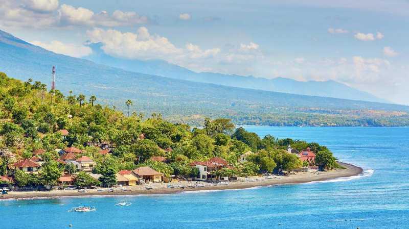 Mencari Pantai Tersembunyi di Bali