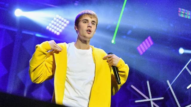 Tragedi Bieber Menabok Paparazi seperti Kemal Palevi