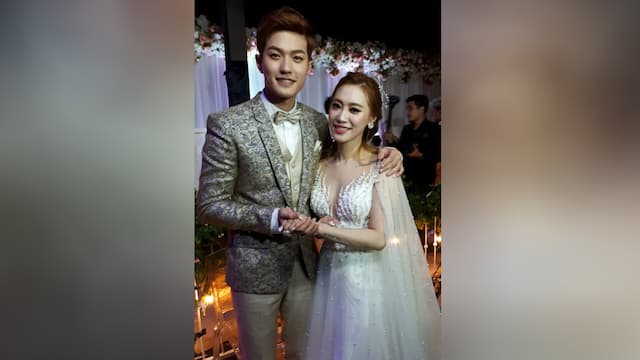 Lee Jeong Hoon Resmi Menikah dengan Moa Aeim