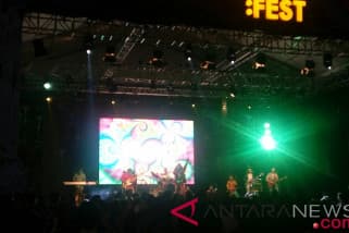 Jiung Bawa Keceriaan di Panggung Synchronize Fest 2018