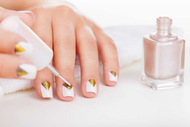 Selain Membuat Kuku Jadi Cantik, Nail Art Bisa Bantu Atasi Gangguan Kecemasan