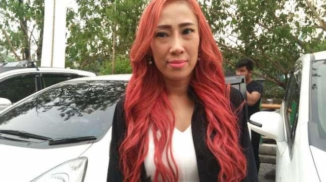 Dewi Sanca Curhat, Warganet: Kok Malah Pamer Selfie?