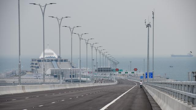 Terpanjang di Dunia, Jembatan Atas Laut Hong Kong Siap Beroperasi