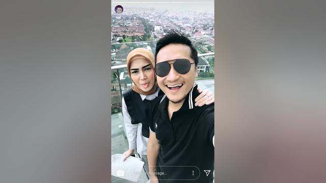 Resmi Berhijab, Fenita Arie Pasrah soal Pekerjaan