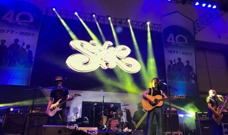 Slank dan Sheila on 7 Guncang ICE BSD