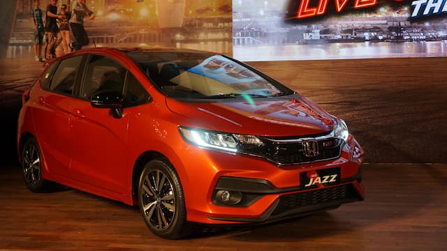 Toyota Yaris Belum Bisa Patahkan Dominasi Honda Jazz