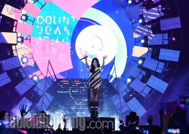 Jonghyun SHINee Meninggal, Taeyeon SNSD Tetap Gelar Konser