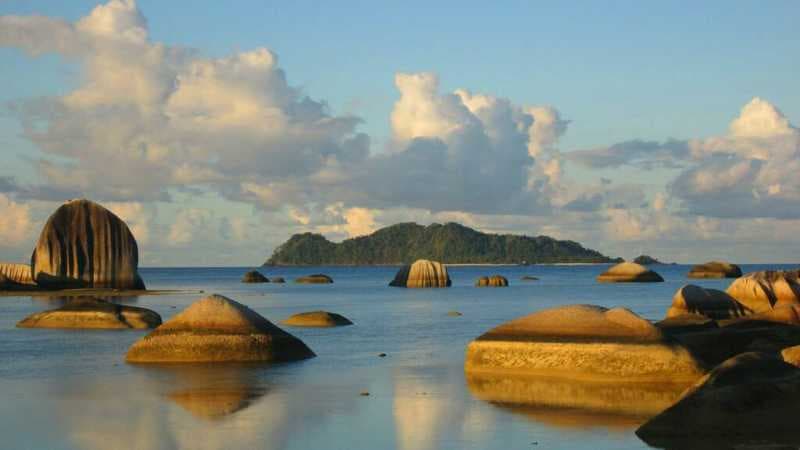 Natuna, Pulau Terdepan Indonesia yang Kaya Akan Biota Lautnya